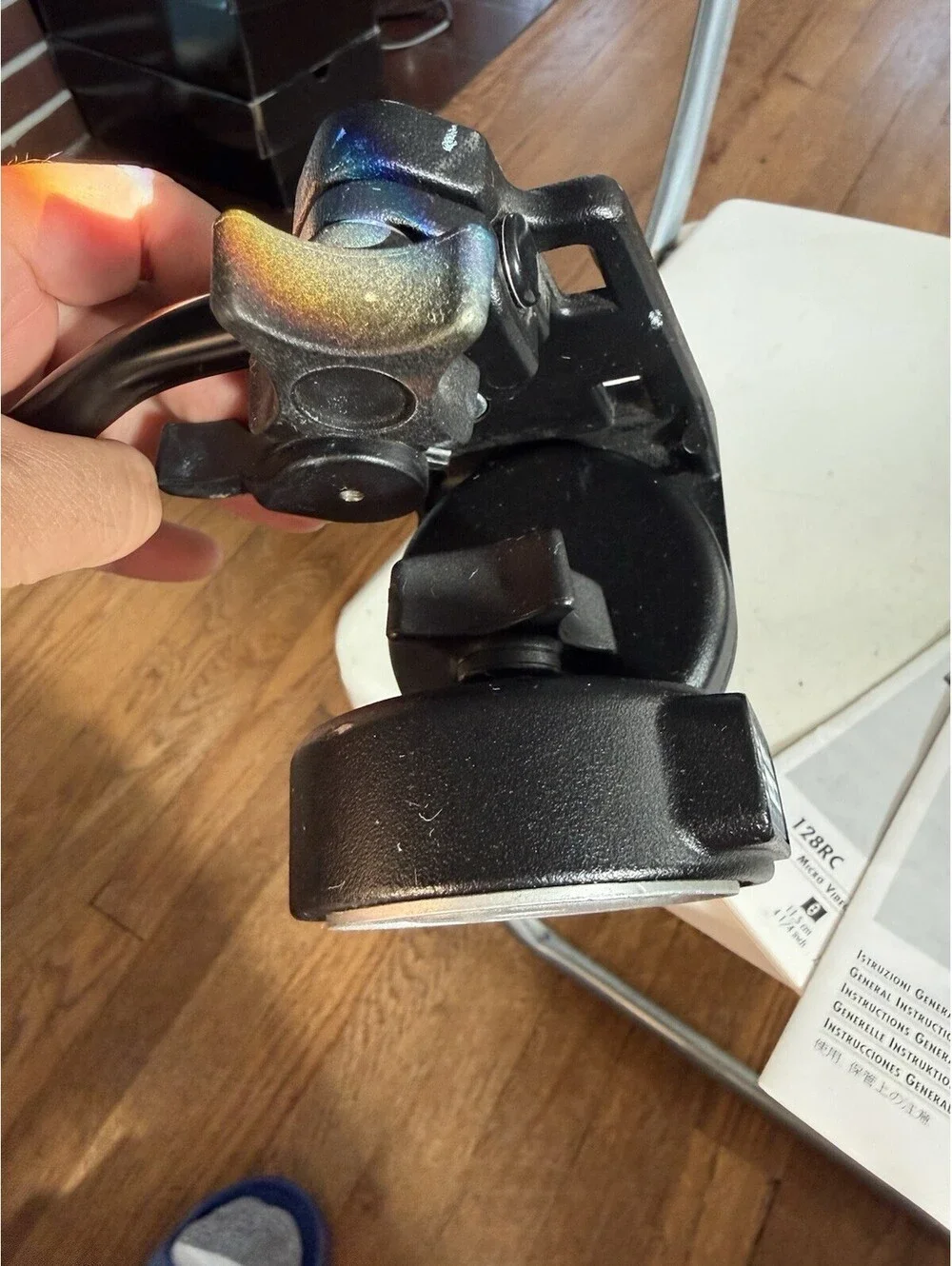 Bogen 3130 Micro Fluid Tripod Head With Manual